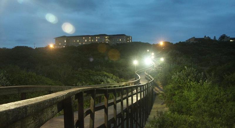 Protea Hotel By Marriott Karridene Beach Amanzimtoti Exterior photo