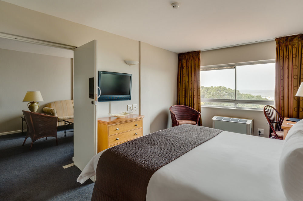 Protea Hotel By Marriott Karridene Beach Amanzimtoti Exterior photo