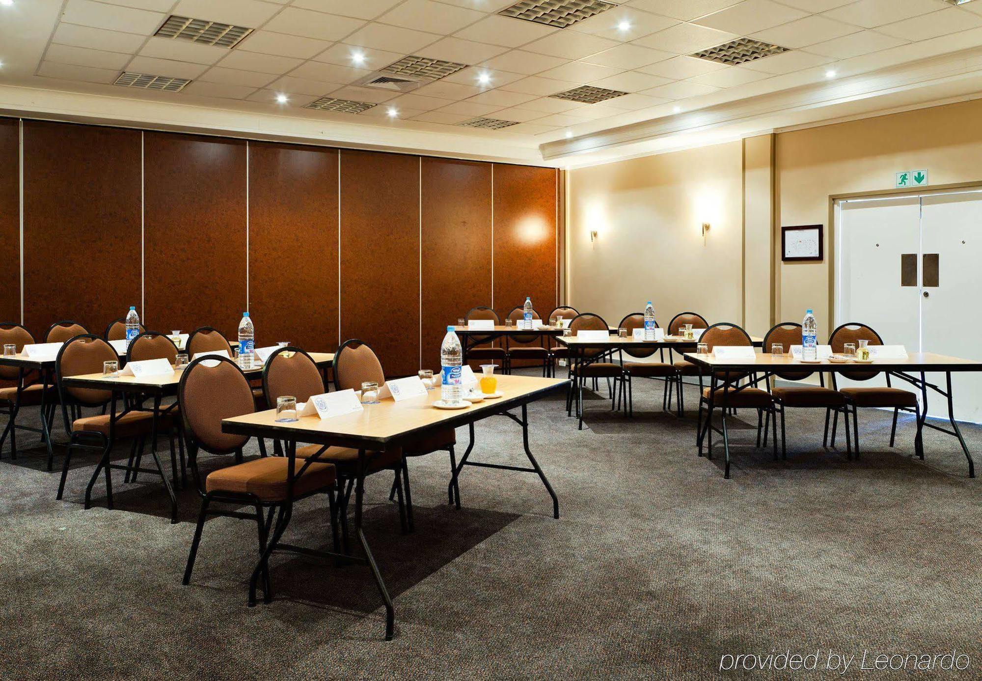 Protea Hotel By Marriott Karridene Beach Amanzimtoti Exterior photo